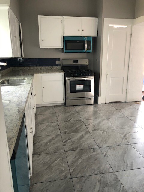 713 Mt Auburn Ave in Dallas, TX - Building Photo - Building Photo