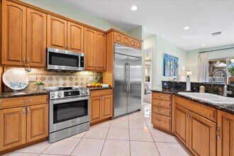 72 Waterway Rd in Tequesta, FL - Building Photo - Building Photo