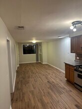 2122 N Spaulding Ave in Chicago, IL - Building Photo - Building Photo