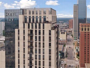 201 S 11th St in Minneapolis, MN - Foto de edificio - Building Photo