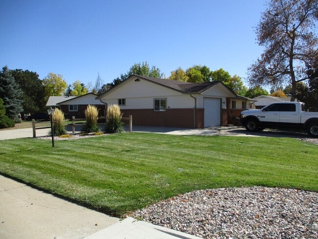 3422 N Sheridan Ave in Loveland, CO - Building Photo - Building Photo