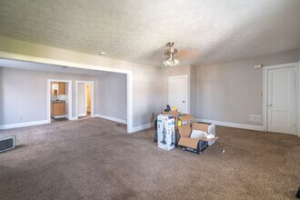 1474 N 5th St in Columbus, OH - Foto de edificio - Building Photo