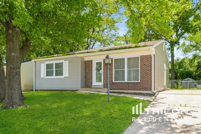 property at 3437 Ipswich Ln