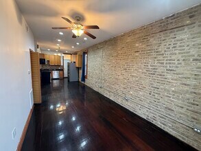 1224 N Cleaver St, Unit 3 in Chicago, IL - Foto de edificio - Building Photo