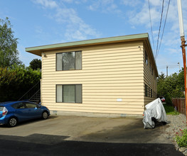 6104 14th Ave NW in Seattle, WA - Building Photo - Building Photo