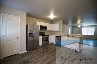 3832 Glitterman Dr in Jonesboro, AR - Building Photo - Building Photo