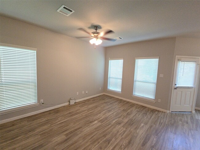 property at 6543 Castle Loch Ct