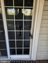 5922 Annaberg Pl in Burke Centre, VA - Building Photo