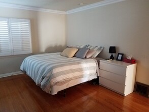 5023 Chesley Ave in Los Angeles, CA - Foto de edificio - Building Photo