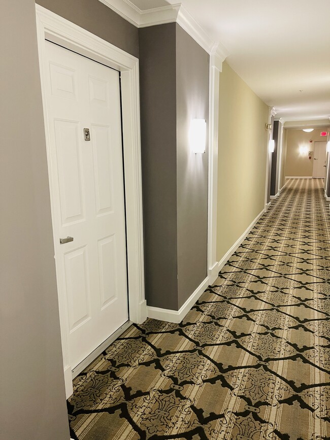 12000 Market St, Unit 341 in Reston, VA - Building Photo - Building Photo