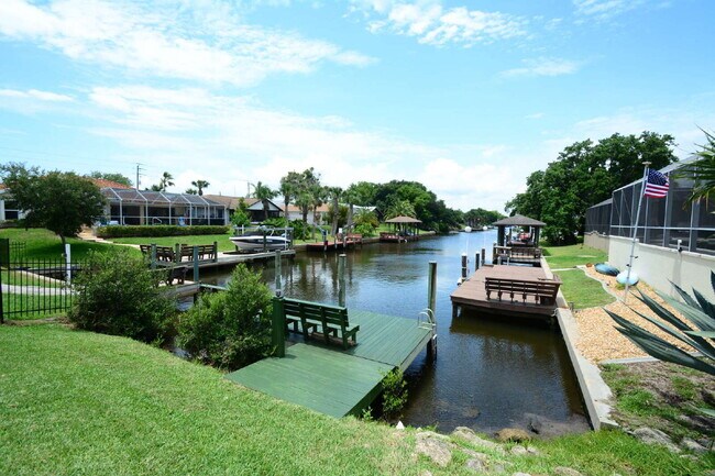 3 Cherokee Ct W in Palm Coast, FL - Building Photo - Building Photo