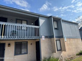 5147 Westchase Ct, Unit 3 in Jacksonville, FL - Building Photo