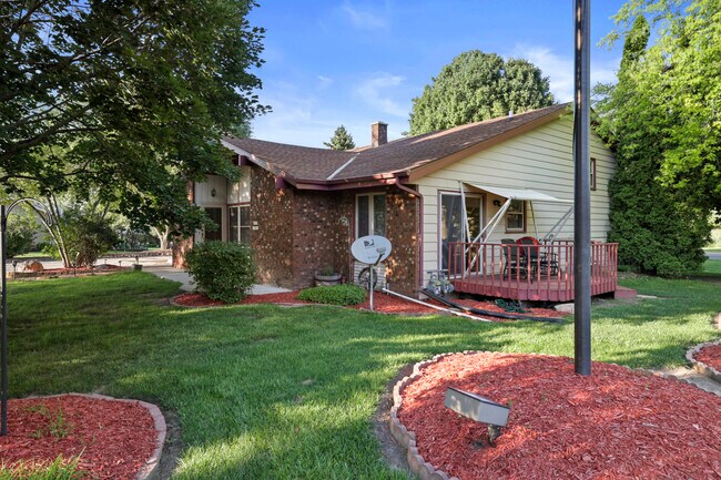 W156N10506 Jefferson Ln in Germantown, WI - Building Photo - Building Photo