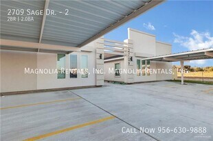 2709 Sage Dr, Unit 2 in Weslaco, TX - Building Photo