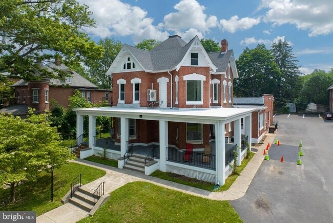554 Main St in Royersford, PA - Building Photo - Building Photo