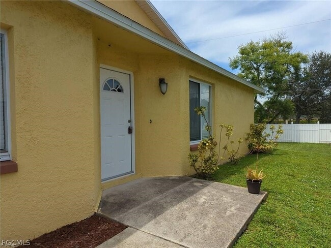 1503 SW 48th Terrace in Cape Coral, FL - Building Photo - Building Photo