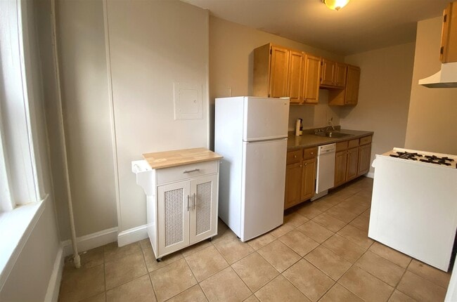 property at 10 Humboldt St