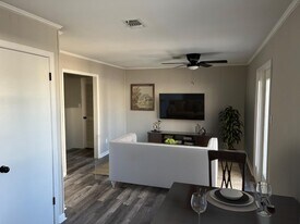 904 N Cumberland St in Lebanon, TN - Building Photo