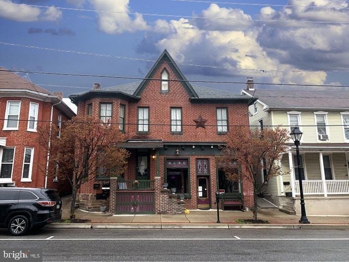 25 E Baltimore St in Taneytown, MD - Building Photo
