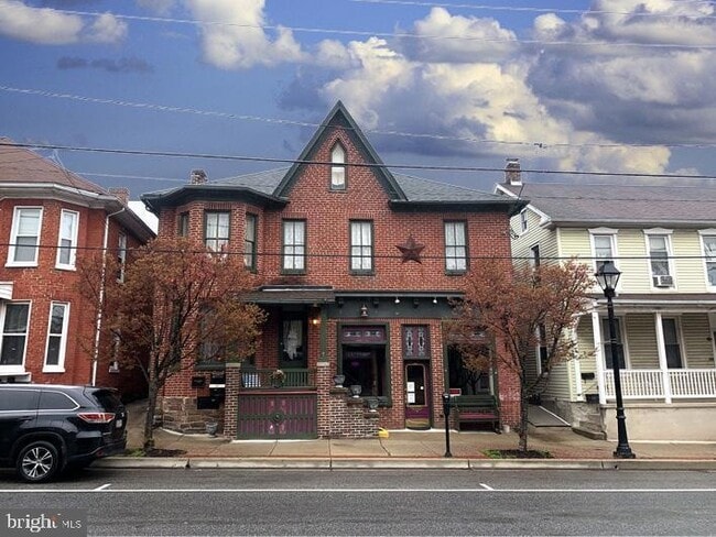 property at 25 E Baltimore St