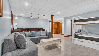 21 Hemlock Point Rd in Sebago, ME - Building Photo