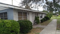 2407 6th St NE in Winter Haven, FL - Foto de edificio - Building Photo