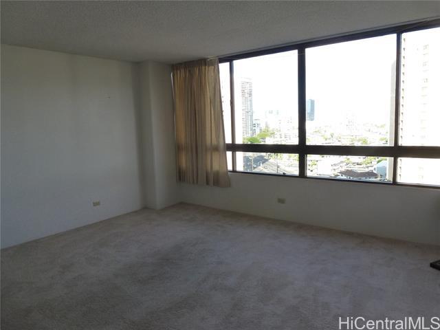 property at 2499 Kapiolani Blvd