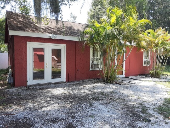 property at 3029 West Pl