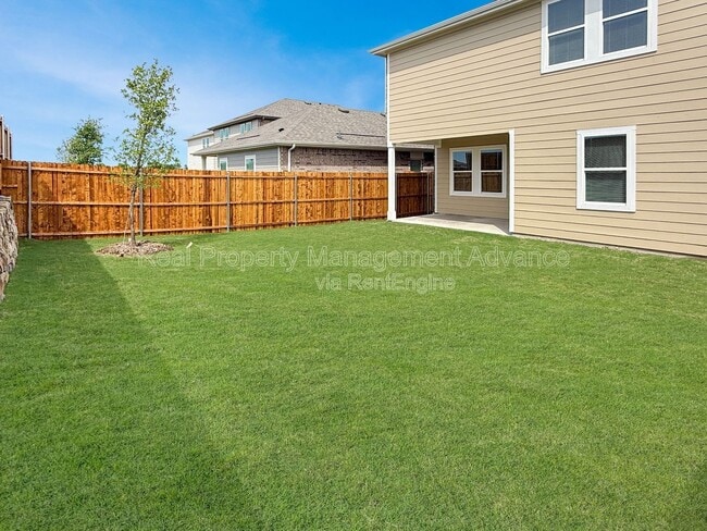 2210 Pioneer Dr in Princeton, TX - Building Photo - Building Photo