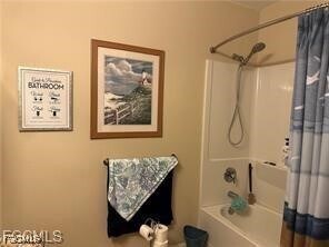 3075 Apple Blossom Dr in Alva, FL - Building Photo - Building Photo
