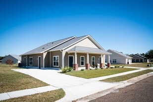 North Park Estates in Gulfport, MS - Building Photo