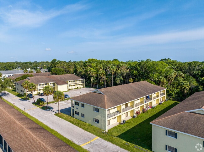property at 1803 S Parrott Ave