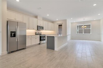 13120 Serene Glade Rd in Winter Garden, FL - Building Photo - Building Photo