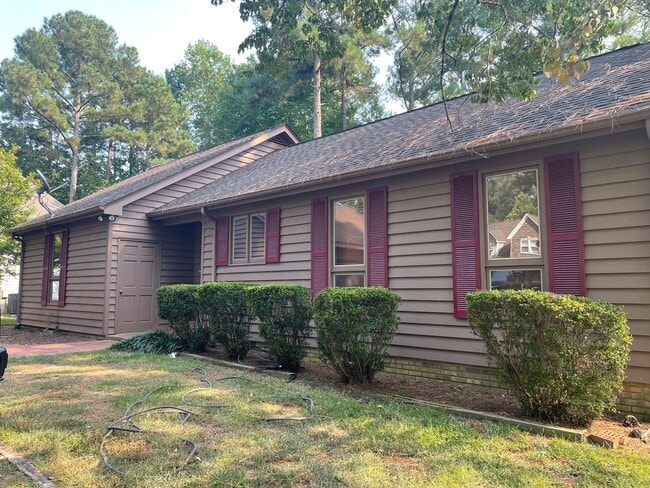 137 Starboard Bay in Sanford, NC - Building Photo - Building Photo