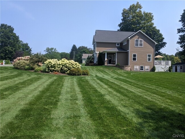 3038 Brickwalk Way in Baldwinsville, NY - Building Photo - Building Photo