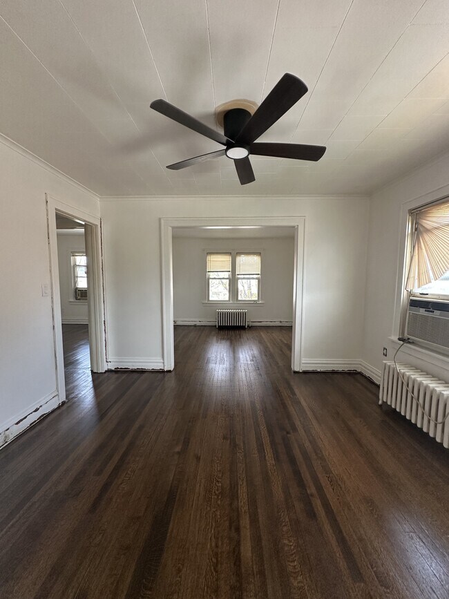 23 Wickers St, Unit 2 in Clifton, NJ - Building Photo - Building Photo