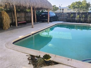 0 Thomas St in Pembroke Park, FL - Building Photo - Building Photo