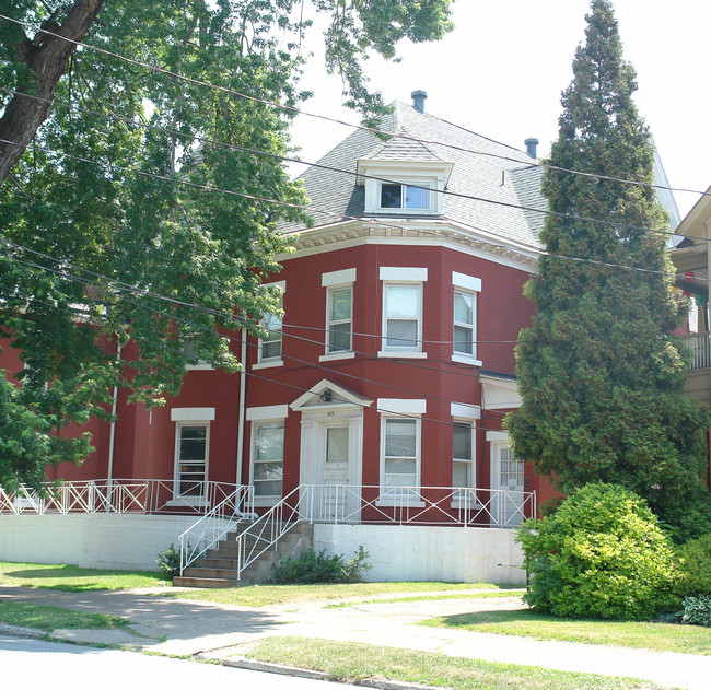 309 W 8th St in Erie, PA - Building Photo - Building Photo