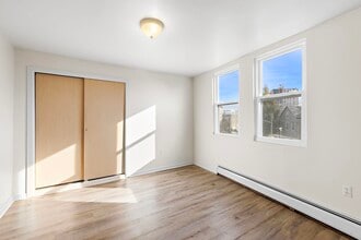 201 16th St in Union City, NJ - Building Photo - Building Photo