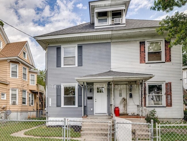 116 W Main St in Millville, NJ - Building Photo - Building Photo