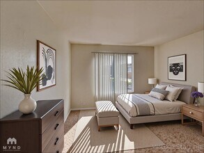 240 Athol Ave in Oakland, CA - Building Photo - Building Photo