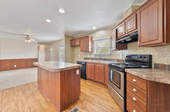 3506 Tomahawk Dr in Granbury, TX - Building Photo - Building Photo