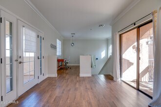 10757 N 74th St-Unit -2007 in Scottsdale, AZ - Foto de edificio - Building Photo