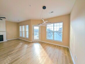 15029 Santa Lucia Dr in Charlotte, NC - Foto de edificio - Building Photo