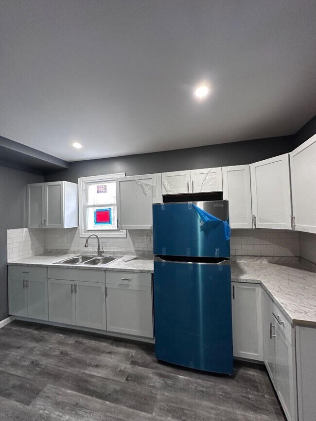 153 Vine St in Plymouth, PA - Building Photo - Building Photo