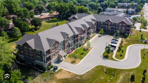 Applewood Senior Apartments IV in Dubuque, IA - Building Photo