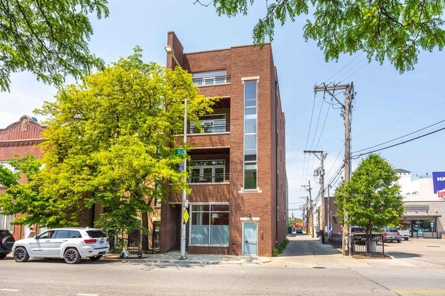 property at 2358 N Damen Ave
