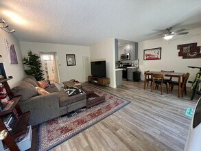 3746 S Canfield Ave in Los Angeles, CA - Building Photo - Building Photo