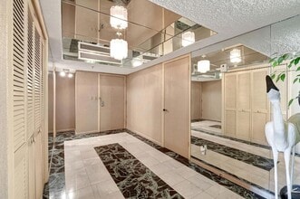 3407 S Ocean Blvd, Unit 4D in Highland Beach, FL - Building Photo - Building Photo