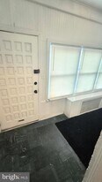 2702 S 18th St in Philadelphia, PA - Building Photo